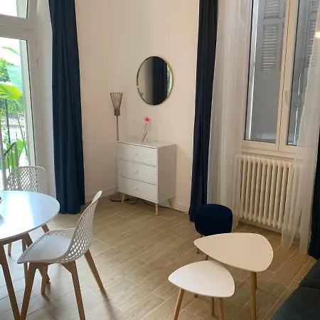 Les Fougeres 2p Jardin Parking * Cannes